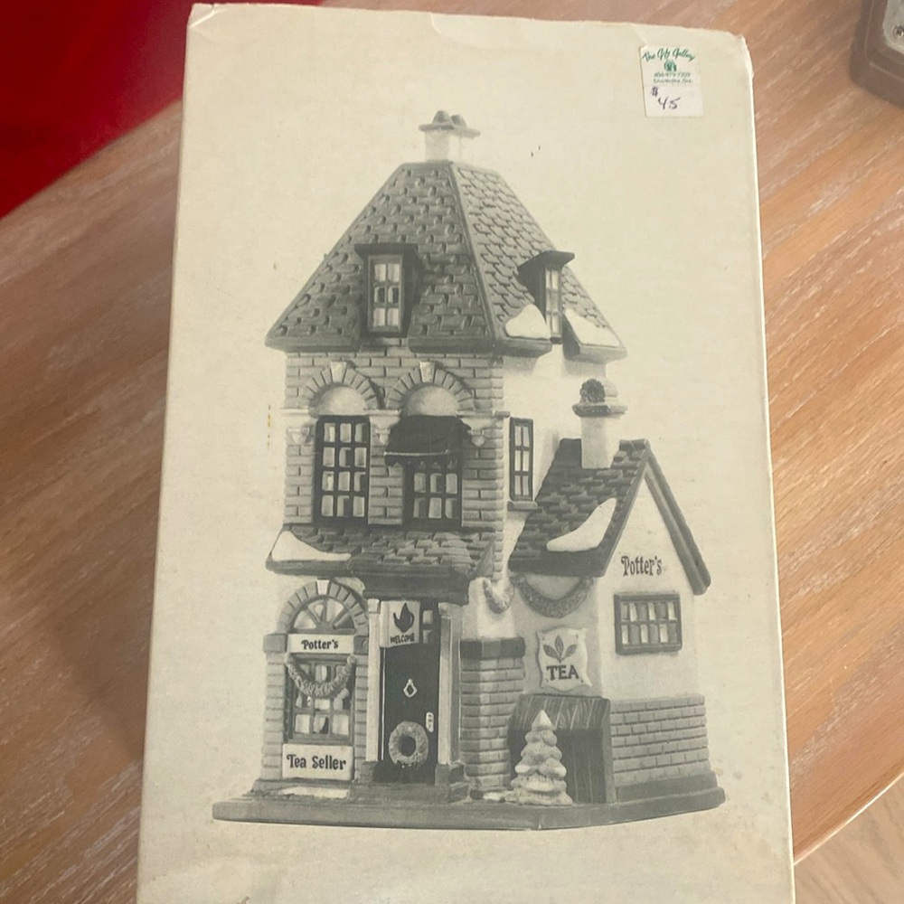 Christmas in city series house “potters tea seller” 1993 dept 56